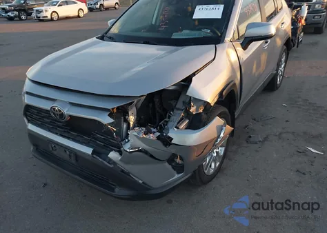 2021 Toyota Rav4 Xle Premium из США, поврежденный, VIN 2T3A1RFV1MC180701